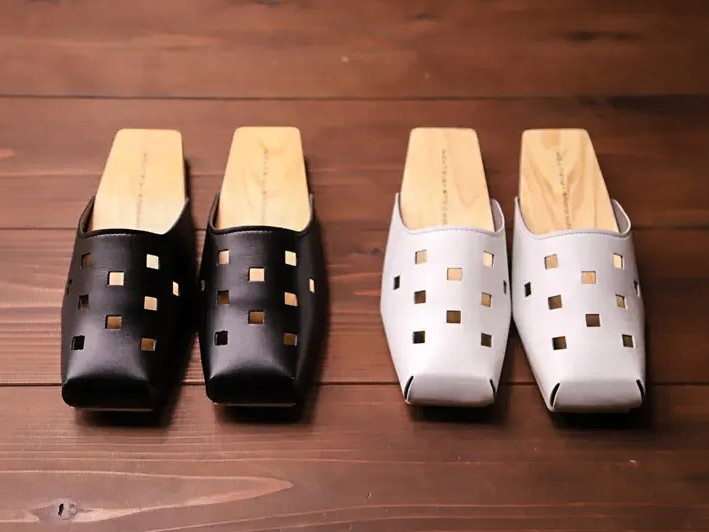 Japanese mules: Conquering the West