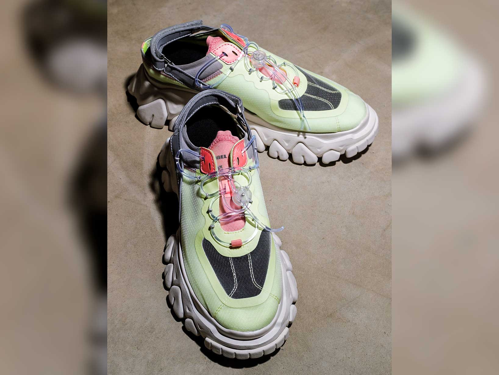 ¿Quién es la diseñadora china que renueva los “ugly shoes”?