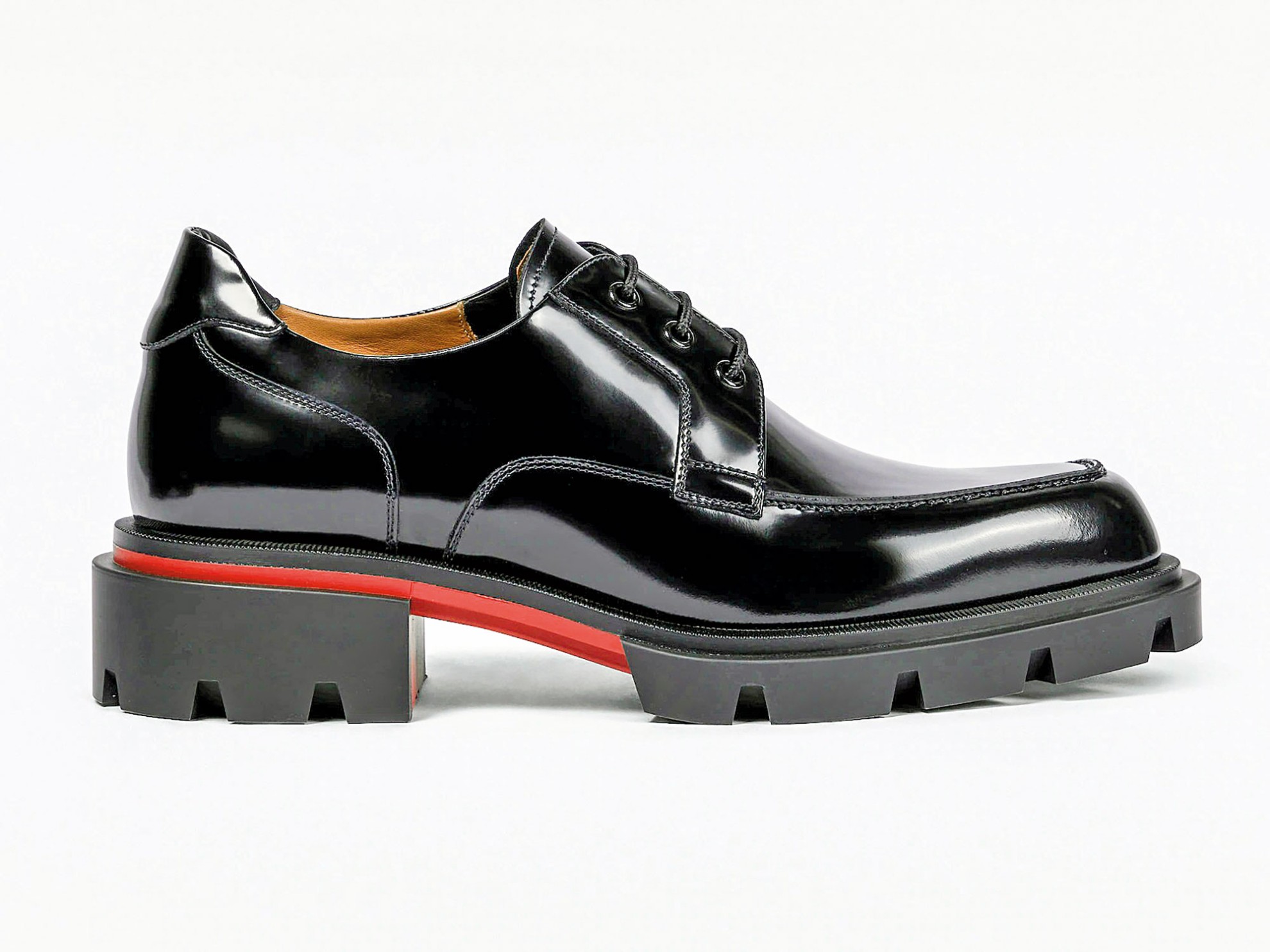 Lace-up dress shoes