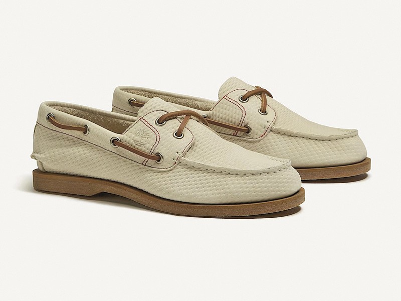 MOCASINES NAUTICOS CALZADO TENDENCIA PRIMAVERA VERNAO 2026 2027 SERMA 157Timberland-Classic-Boat-Shoe-for-Women-in-Light-Beige-TBL-ALT4.jpg Men’s nautical shoes combine moc stitching and neutral soles