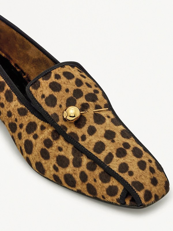 El animal print coordina colecciones de calzado femenino