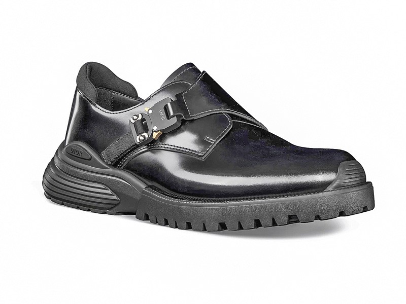 Casual/dress shoes