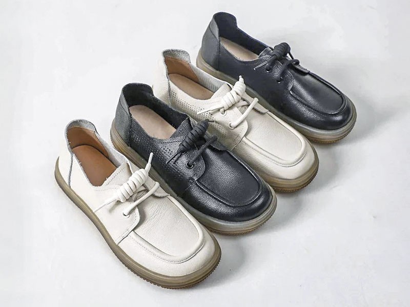 Lace-up shoes