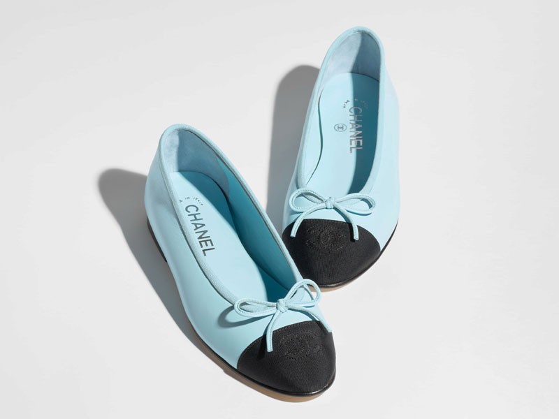 CHANEL ballerina flats: Sobriety and elegance for the upcoming summer