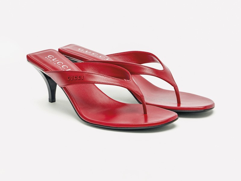OJOTAS ALTAS CALZADO MUJER TENDENCIA PRIMAVERA VERNAO 2026 2027 SERMA 157P01154765.jpg High flip-flops elevate minimal straps with precise heels