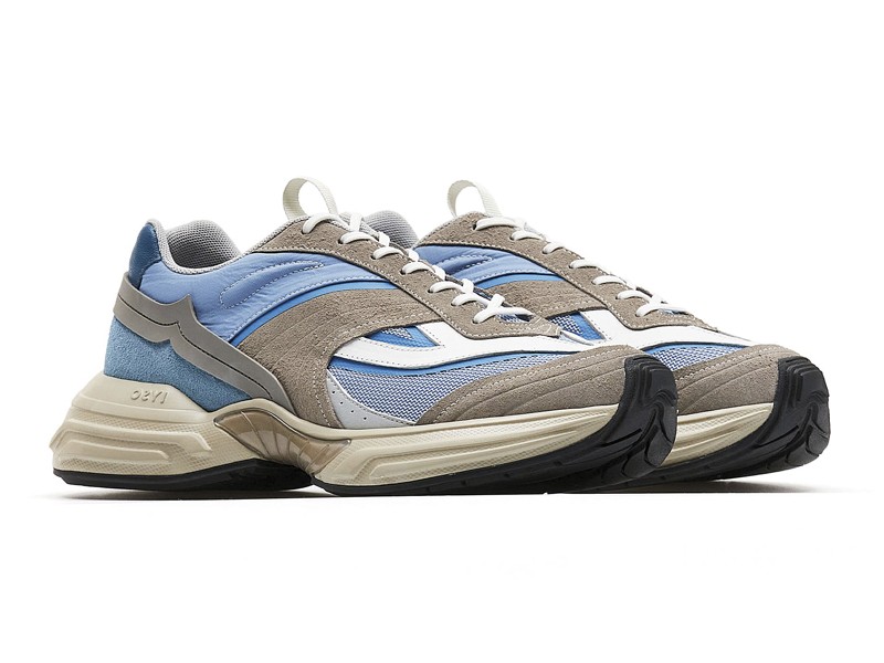 Urban sports sneakers