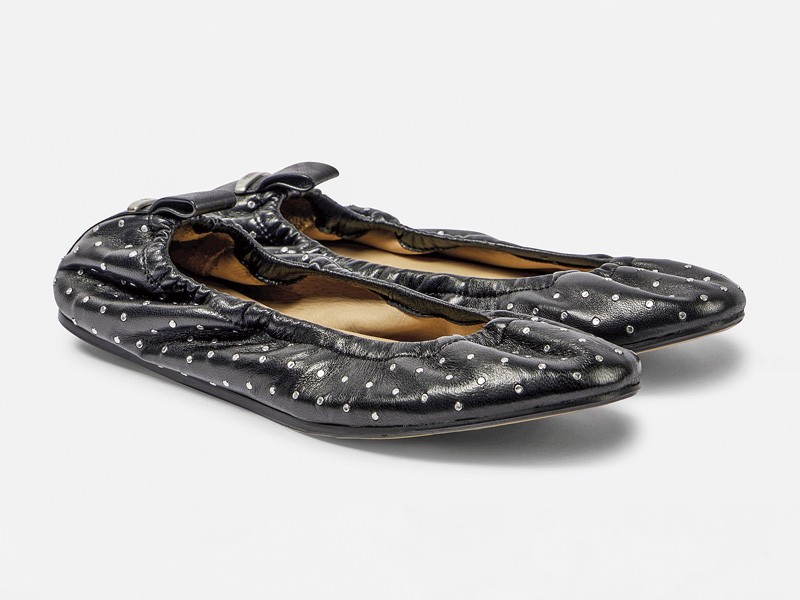 Soft materials support flexible uppers
