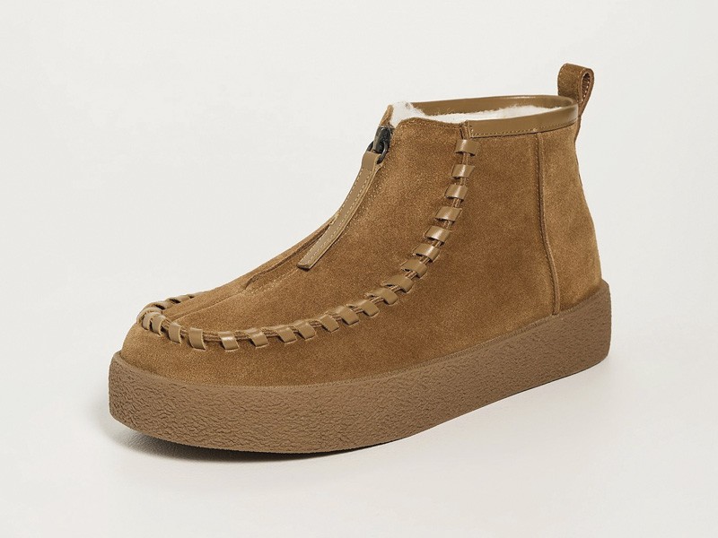 Puffer booties expand volume on the upper