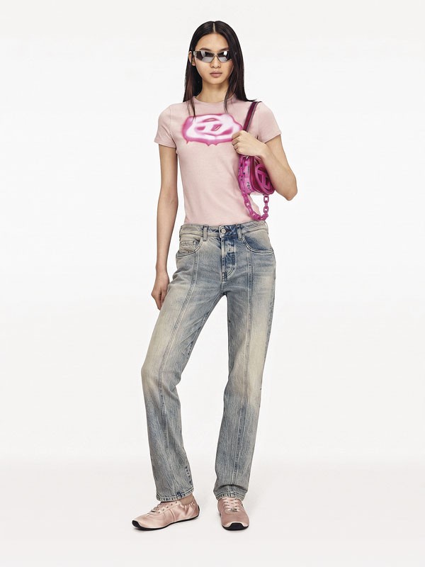 Sneakers fashion activan rosa, lila y bases técnicas