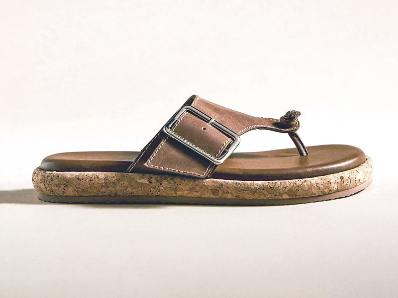 Flat Slides / Flip-Flops 