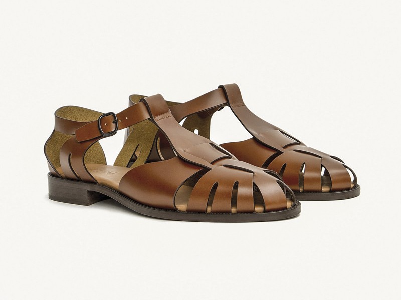 Brown tones organize men's sandal collections