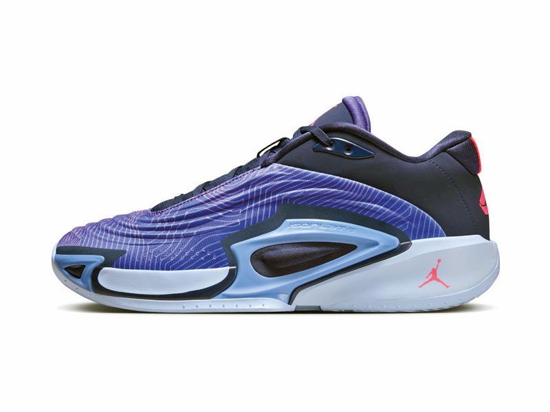 Sports sneakers