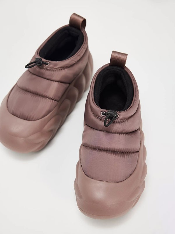 CROCS Overpuff Shorty: enhanced warmth and comfort for winter