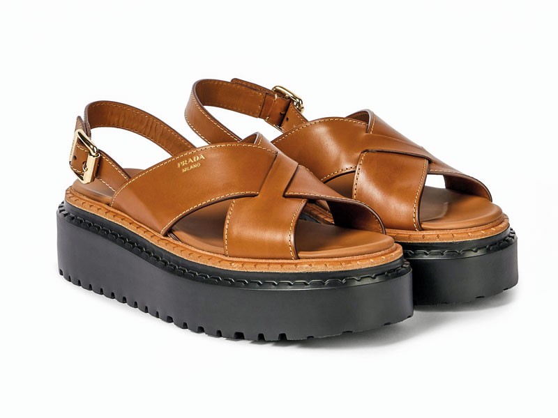 Platform sandals