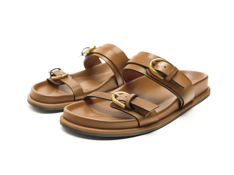 Flat sandals