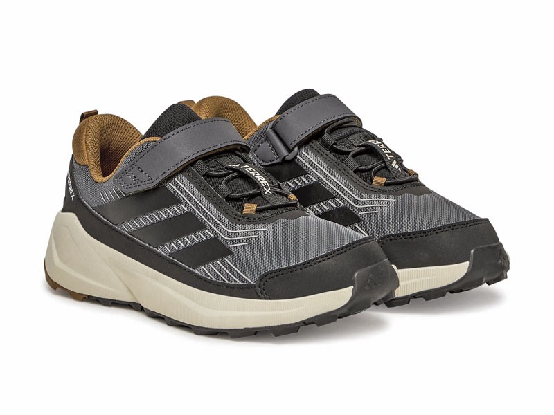 Urban sports sneakers