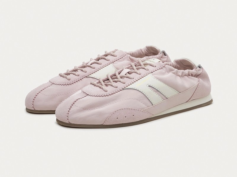 Fastening systems diversify women's sneakerinas