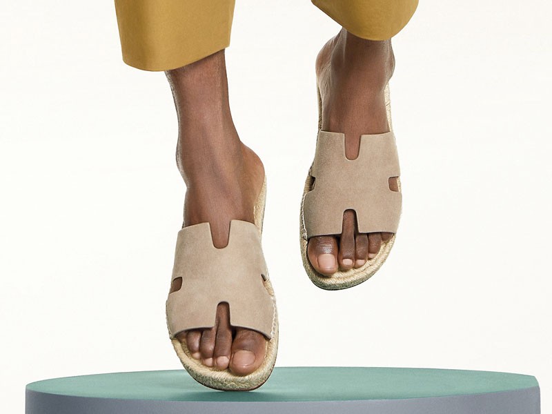 Slides: Comfort + Fashion