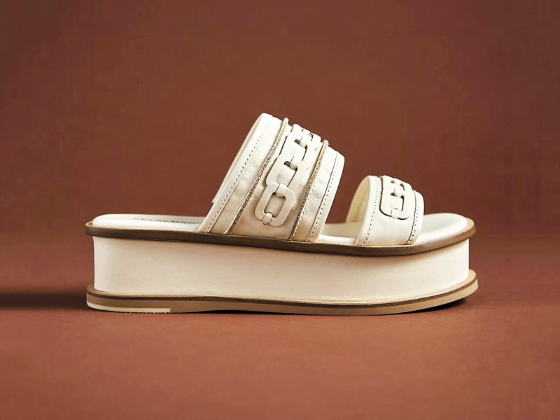 Platform sandals