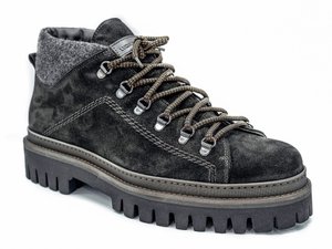 CALZADO-ZAPATO-HOMBRE-BOTINETA-FOOTWEAR-SHOES-BOOTS-SERMA-FOTO-4.-lucaguerrini_1Micam89.jpg