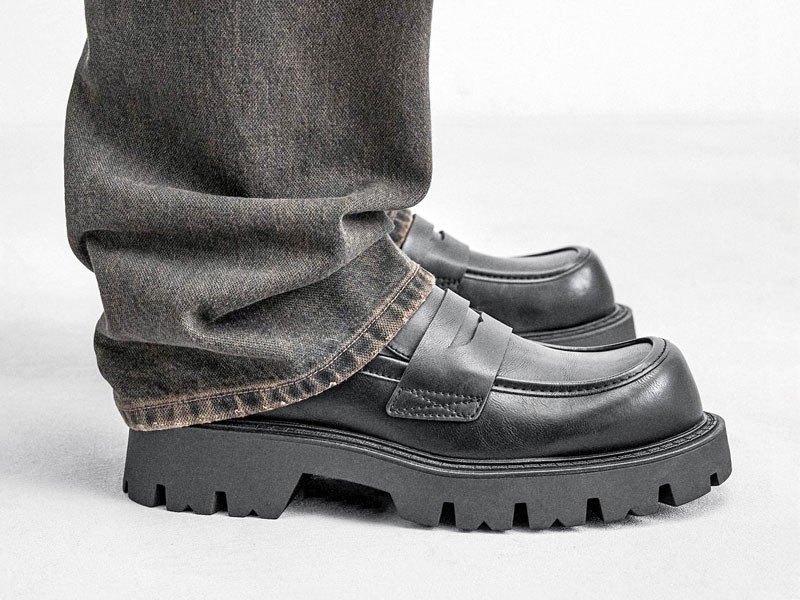 Casual moccasins: Updated classics