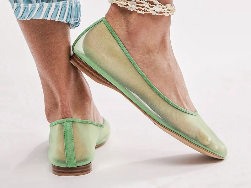 Ballerina Flats: Suggestive transparencies