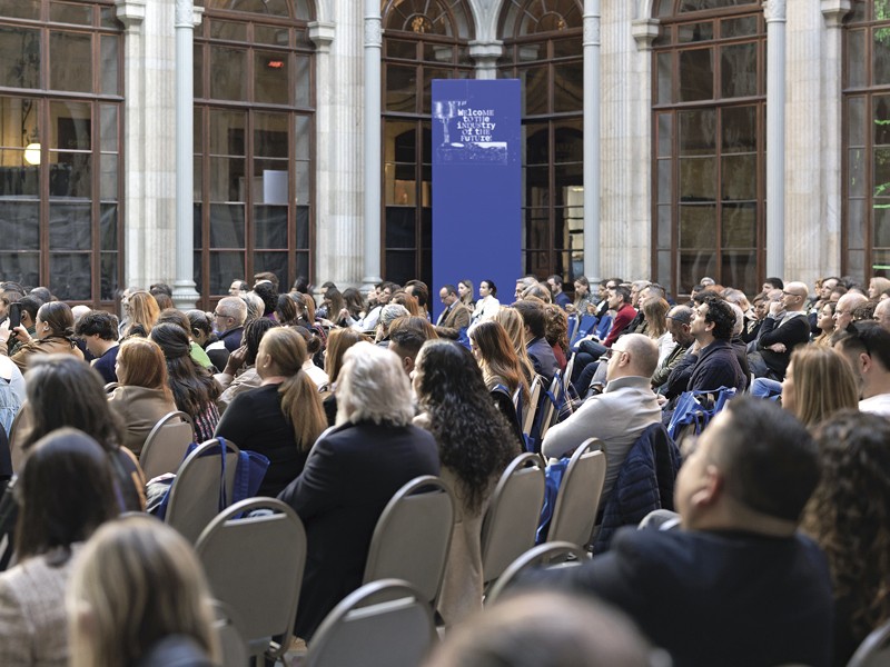 La atención e interés puesto en cada una de las conferencias fue el rasgo distintivo del numeroso público asistente al evento. Portugal consolida su liderazgo en el mercado internacional