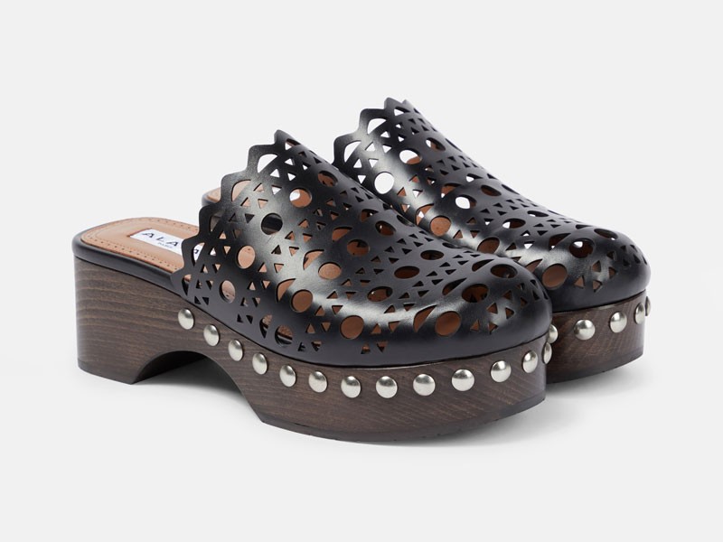 More fashionable than ever! Clogs are renewed and dominate the summer