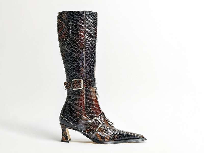 High boots in black and brown with texture focus