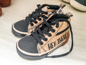 CALZADO-ZAPATO-ZAPATILLA-NINOS-NINAS-FOOTWEAR-SHOES-SNEAKERS-KIDS-SERMAIMG_9767.jpg