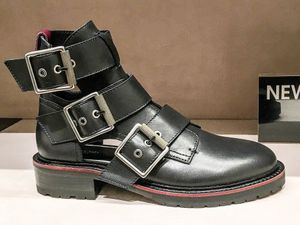 CALZADO-ZAPATO-MODA-TENDENCIA-MUJER-BOTINETAS-BOTAS-SHOES-FOOTWEAR-FASHION-TRENDS-WOMAN-BOOTS-IMG_2530.jpg