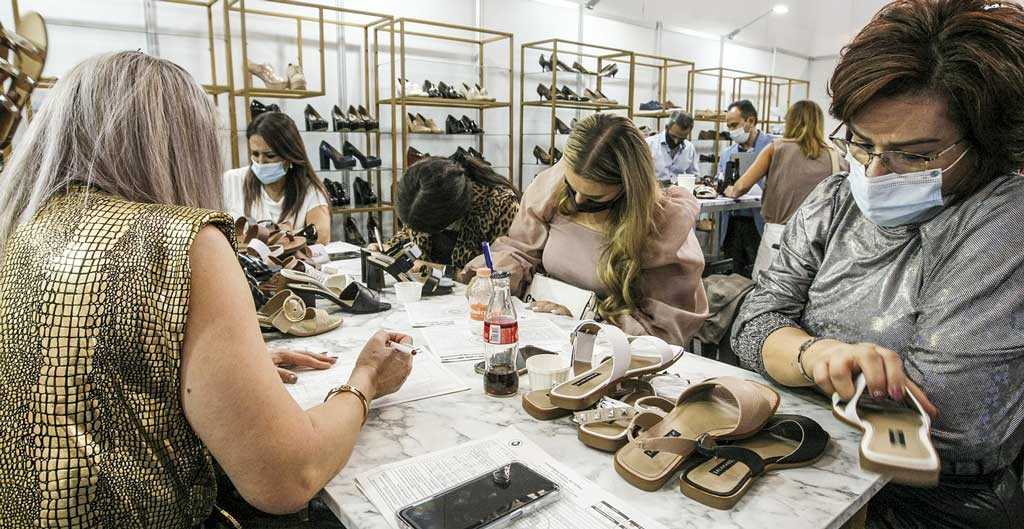 SAPICA Hybrid: the largest footwear offer in Mexico