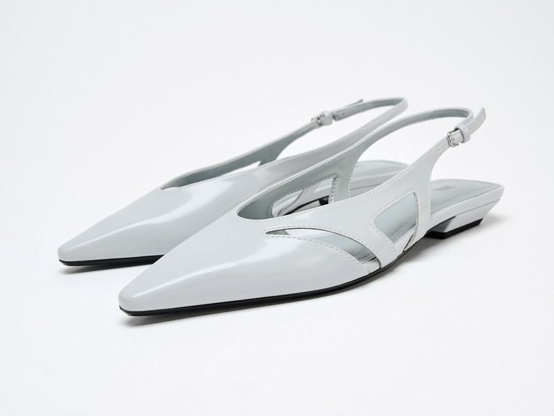 Flat slingback shoes