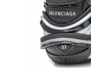 3-BALENCIAGA-TYREX.jpg