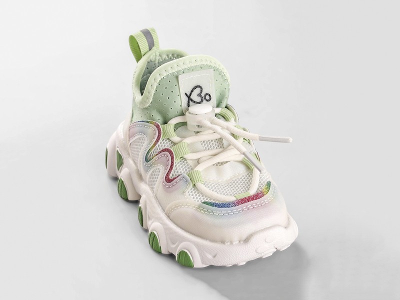 Shoes / sneakers