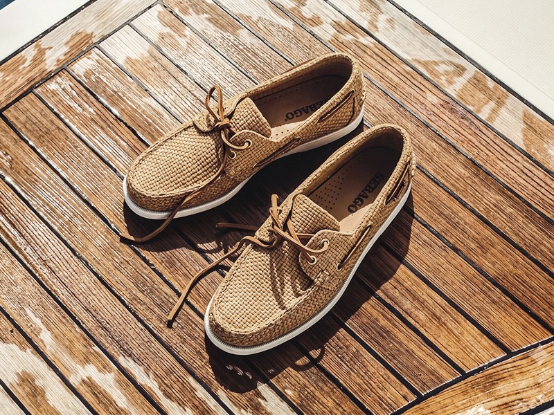 NAUTICOS MOCASINES CON CORDONES MUJER TENDENCIA CALZADO MARROQUINERIA BOLSOS CARTERAS PRIMAVERA VERANO 2026 SERMA 158 2335sol685sol685sol.jpg Woven boat shoes coordinate openwork, edges and laces