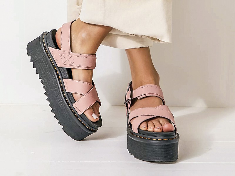 Platform sandals