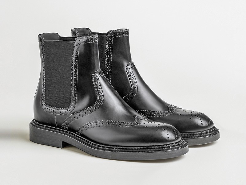 BOTINETAS BOTAS TENDENCIA CALZADO TEMPORADA OTOÑO INVIERNO 2027 SERMA 159 legacy-ankle-boot--252094Z-02-front-wm-1-0-0-2000-2000-q99_g.jpg Las botas Chelsea femeninas alternan perfiles sobrios y robustos