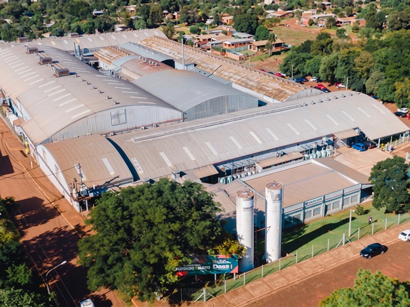 La compañía dispuso el cierre de su planta industrial, para continuar como importadora y distribuidora.