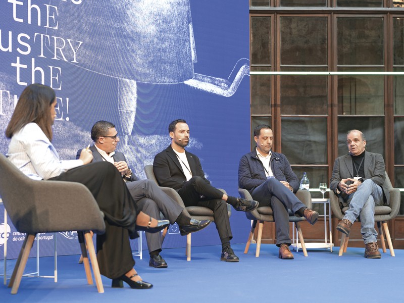 Para los panelistas, el modelo de negocios es cómo la empresa crea, desarrolla y presenta su propuesta de valor al mercado. Portugal consolida su liderazgo en el mercado internacional