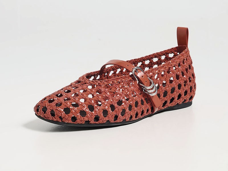 BALLERINAS BALERINAS MARY JANE GUILLEMRINAS MUJER CALZADO TENDENCIA PRIMAVERA VERNAO 2026 2027 SERMA167ragbo4817827ad8_1773415596040_2-0._QL90_UX1128_.jpg Mesh ballerinas explore openwork, color and texture