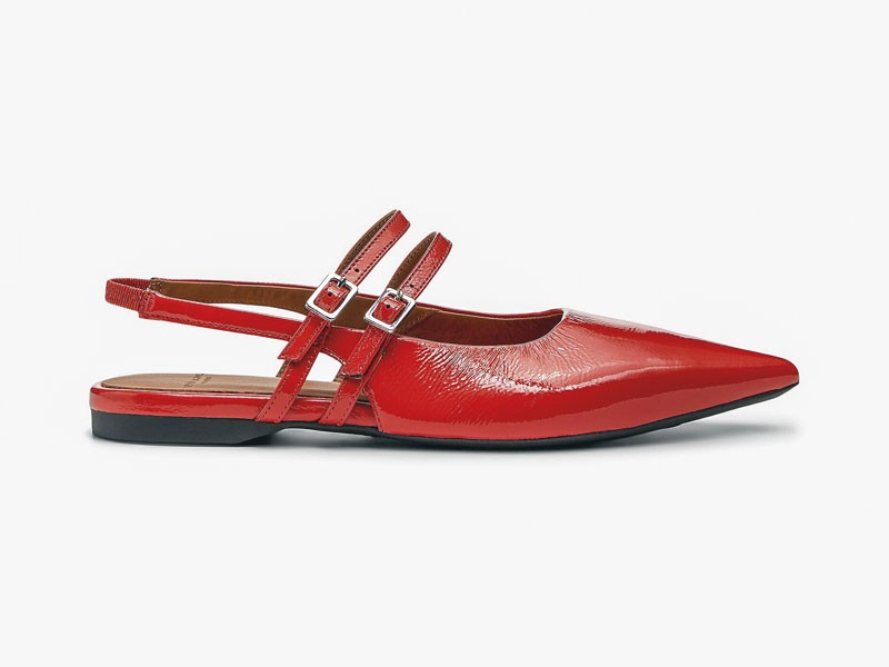 Low slingback shoes