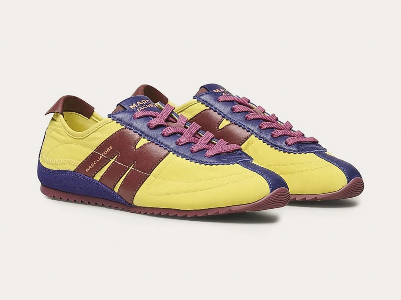 SNEAKERS CLASICAS MUJER CALZADO TENDENCIA PRIMAVERA VERNAO 2026 2027 SERMA1670400026276684_BUMBLEBEEMULTI_A1.jpg Slim sneakers refine profiles through low soles