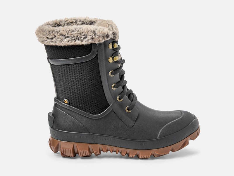 Calzado tipo snow para hombre con abrigo y suelas de tracción