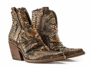 CALZADO-ZAPATO-MODA-TENDENCIA-MUJER-BOTINETAS-BOTAS-SHOES-FOOTWEAR-FASHION-TRENDS-WOMAN-BOOTS-CALVANI-3.jpg