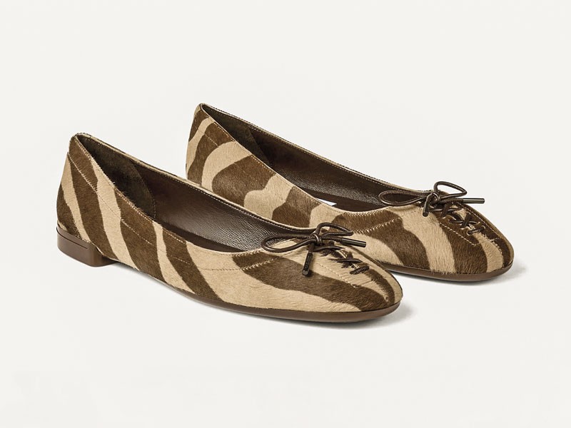 Animal-print ballerinas focus on surface and contrast