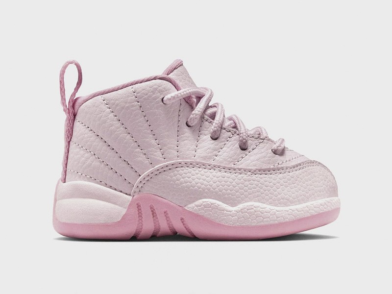 Kids sneaker-boot footwear with mid and high shafts