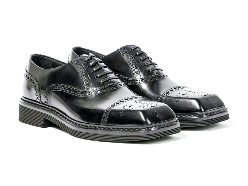 Lace-up Dress Shoes