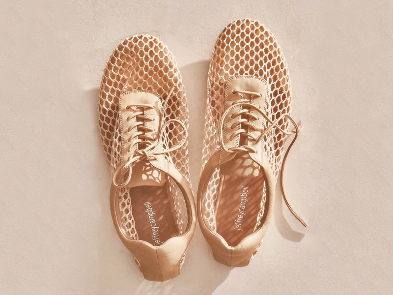 Lace-up shoes