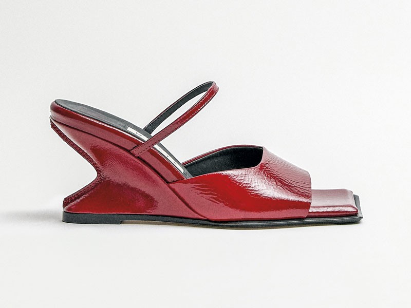 High heel sandals
